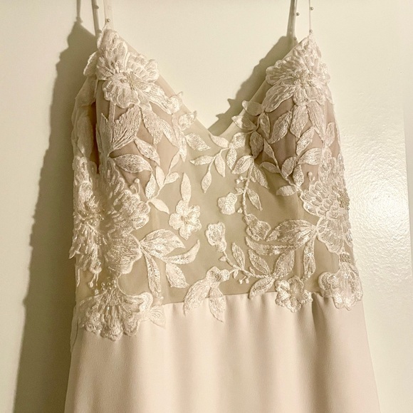 Alena Leena garden rose wedding dress - Picture 4 of 11